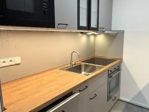 Pronájem bytu 2+kk, Praha - Michle, Ohradní, 45 m2