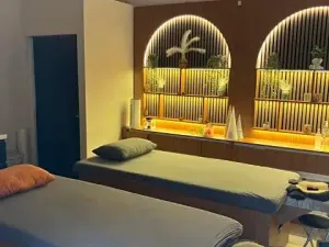 Pronájem obchodního prostoru, Praha - Košíře, Naskové, 125 m2