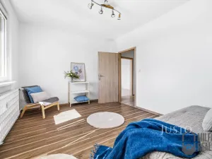 Prodej bytu 3+1, Liberec - Liberec XXIII-Doubí, Vackova, 70 m2