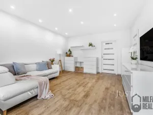 Prodej bytu 3+kk, Liberec, Podzimní, 67 m2