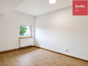 Pronájem bytu 2+kk, Opava, Lužická, 38 m2