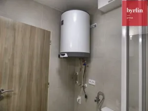 Pronájem bytu 2+kk, Opava, Lužická, 38 m2
