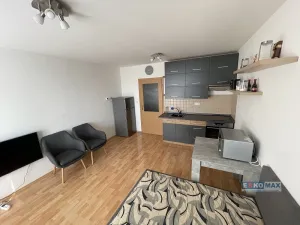 Pronájem bytu 1+kk, Břeclav, Seniorů, 34 m2