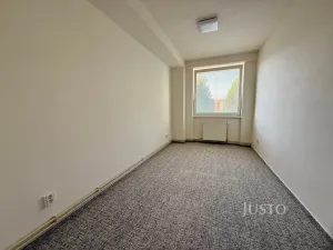Pronájem bytu 3+1, Jablonec nad Nisou, Stavbařů, 79 m2