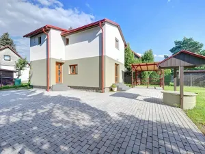 Pronájem chaty, Svojetice, V Zátiší, 86 m2