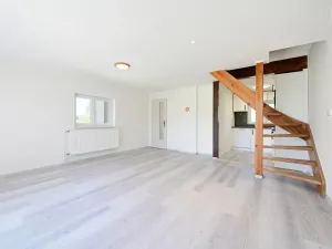 Pronájem chaty, Svojetice, V Zátiší, 86 m2