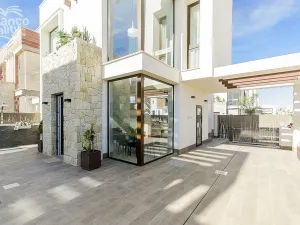 Prodej rodinného domu, Cartagena, Murcia, Španělsko, 126 m2