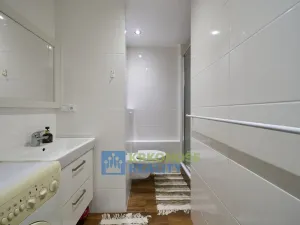 Prodej bytu 1+1, Trutnov - Horní Staré Město, Za Komínem, 32 m2