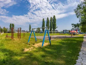 Prodej rodinného domu, Pečky - Velké Chvalovice, Dlouhá, 170 m2