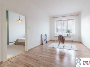 Pronájem bytu 3+1, Rakovník, Husovo náměstí, 95 m2