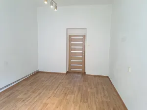 Pronájem bytu 2+1, Pardubice, Jana Palacha, 58 m2