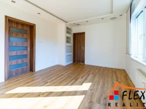 Pronájem bytu 3+1, Orlová, Kpt. Jaroše, 55 m2