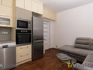 Prodej bytu 2+1, Karviná, Haškova, 54 m2