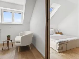 Pronájem bytu 2+kk, Praha - Nusle, U křížku, 36 m2