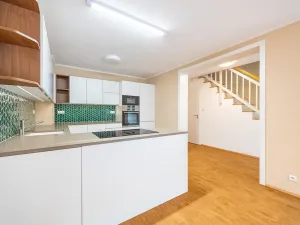 Prodej rodinného domu, Praha - Dubeč, K hádku, 180 m2