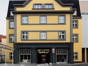 Pronájem bytu 2+1, Pardubice, třída Míru, 66 m2