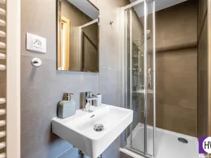 Prodej rodinného domu, Praha, Sukovská, 116 m2