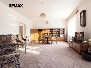 Prodej vícegeneračního domu, Praha - Vokovice, Půlkruhová, 385 m2
