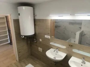 Pronájem rodinného domu, Běleč, 178 m2