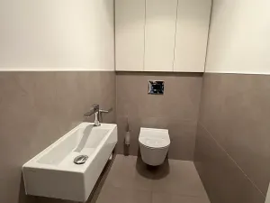 Pronájem rodinného domu, Praha - Horní Měcholupy, U Golfu, 227 m2