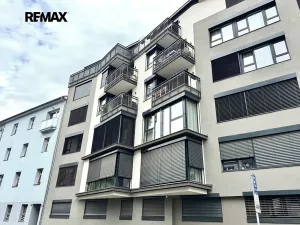 Pronájem bytu 3+kk, Praha - Libeň, Na sypkém, 70 m2