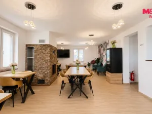 Prodej ubytování, Slavonice, Nádražní, 440 m2