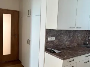 Prodej bytu 3+kk, Čelákovice, Na Stráni, 62 m2