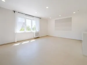 Pronájem bytu 3+kk, Praha - Malešice, Nad vodovodem, 109 m2