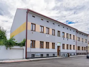 Prodej bytu 4+1, České Budějovice, J. Dobrovského, 73 m2