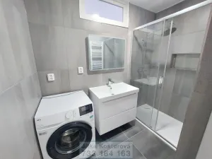 Pronájem bytu 3+1, Krnov - Pod Bezručovým vrchem, Albrechtická, 81 m2