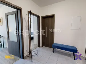 Pronájem bytu 2+kk, Zlín, Zelinova, 60 m2