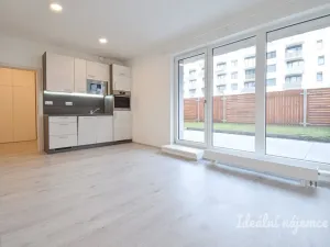 Pronájem bytu 1+kk, Brno, Střední, 29 m2