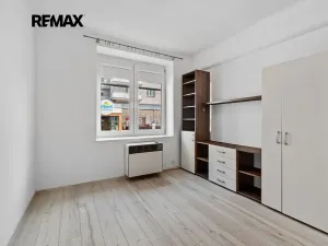 Pronájem bytu 2+kk, Plzeň, Koterovská, 36 m2