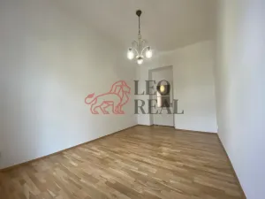 Pronájem bytu 2+1, Praha - Vršovice, 28. pluku, 78 m2
