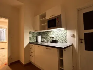 Pronájem kanceláře, Praha - Malá Strana, Říční, 78 m2