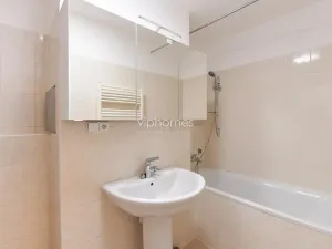 Pronájem bytu 2+kk, Praha - Dejvice, Heinemannova, 65 m2