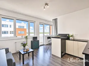 Prodej bytu 1+kk, Praha - Kyje, Farkašova, 39 m2
