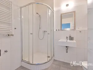Prodej bytu 1+kk, Praha - Kyje, Farkašova, 39 m2