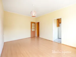 Pronájem bytu 2+1, Praha - Záběhlice, Choceradská, 55 m2