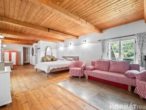 Prodej zemědělské usedlosti, Medonosy, 200 m2