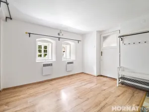Prodej zemědělské usedlosti, Medonosy, 200 m2