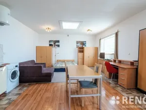 Pronájem bytu 1+kk, Moravany, Vnitřní, 42 m2