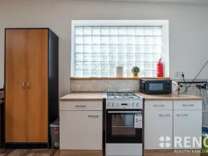 Pronájem bytu 1+kk, Moravany, Vnitřní, 42 m2