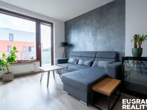 Prodej bytu 2+kk, Praha - Sedlec, Kamýcká, 57 m2