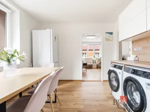 Pronájem bytu 2+1, Pardubice - Zelené Předměstí, Železničního pluku, 61 m2