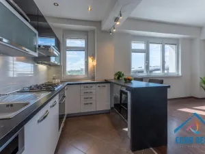 Prodej bytu 2+kk, Praha - Vršovice, Vladivostocká, 53 m2