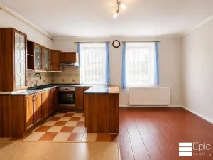 Prodej rodinného domu, Libiš, Husova, 154 m2