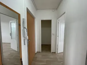 Pronájem bytu 1+1, Litvínov, Valdštejnská, 37 m2