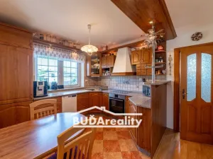 Prodej rodinného domu, Halenkovice, 309 m2
