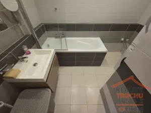 Pronájem bytu 4+1, Trutnov, Křižíkova, 80 m2